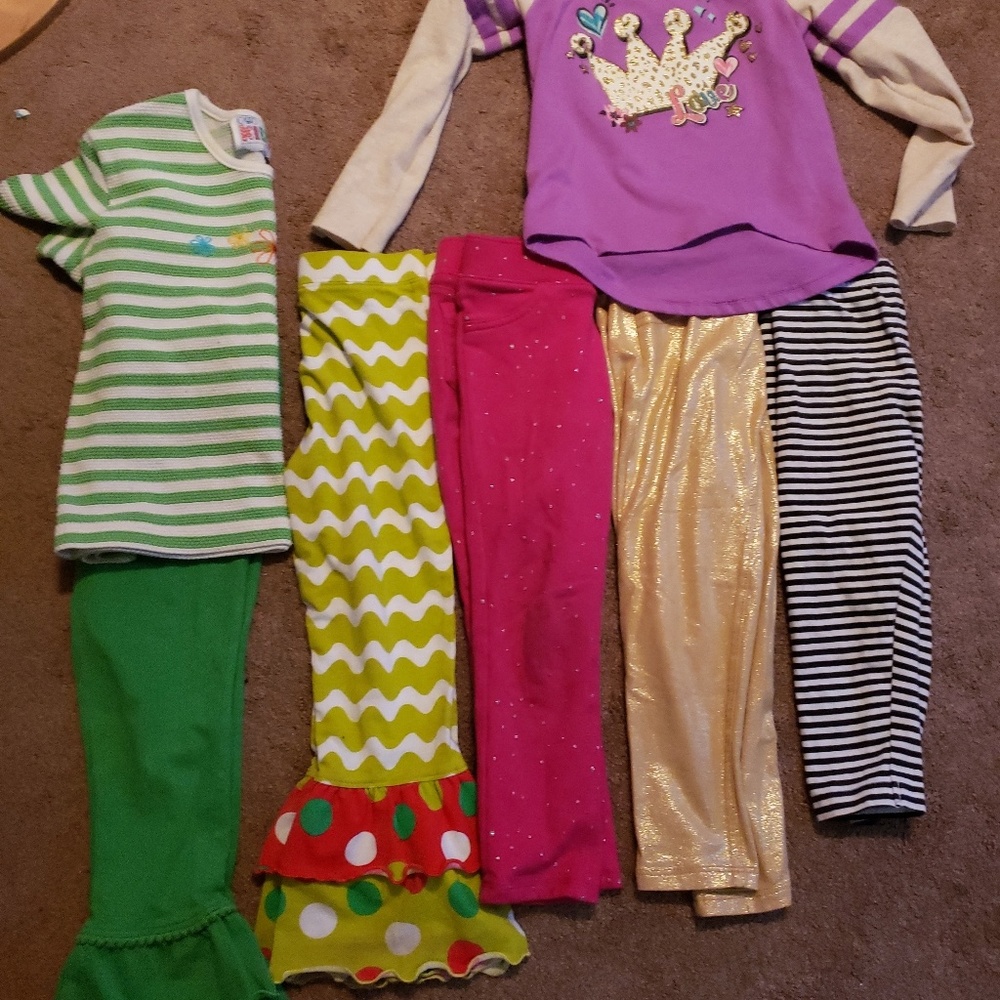 Girls size 4. The mini dress is a 5t